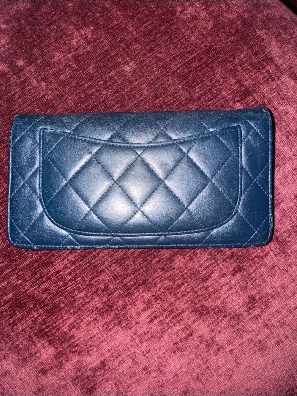 Chanel Quilted Lambskin Yen Wallet in Navy